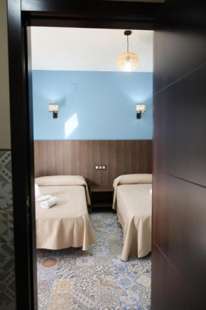 Hospedium DLJ Hostal La Paz Marmolejo Parking Gratis, Marmolejo